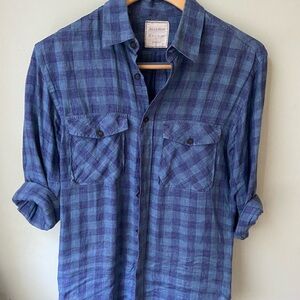 Billy Reid L/S, small, standard fit.